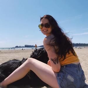 Meet your Posher, Megan